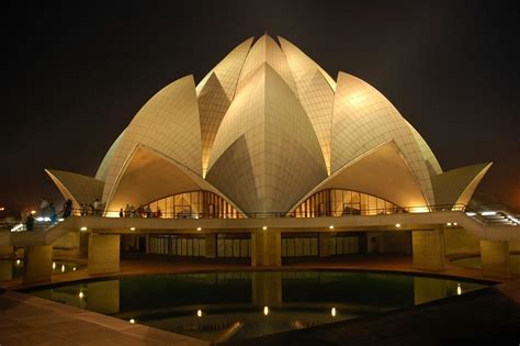 Lotus Temple, Delhin upea uskonnollinen arkkitehtuurinen ihme!