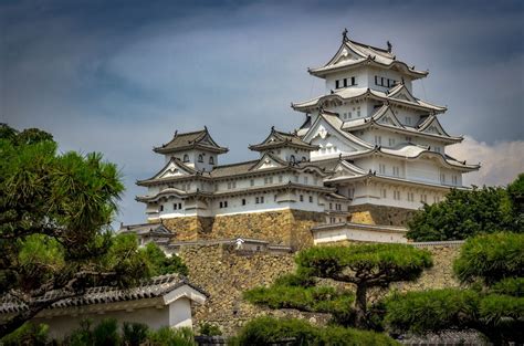 Tokaido-Himeji Castle, Kivinen Linnoitus Japanin Historian Sydämessä!